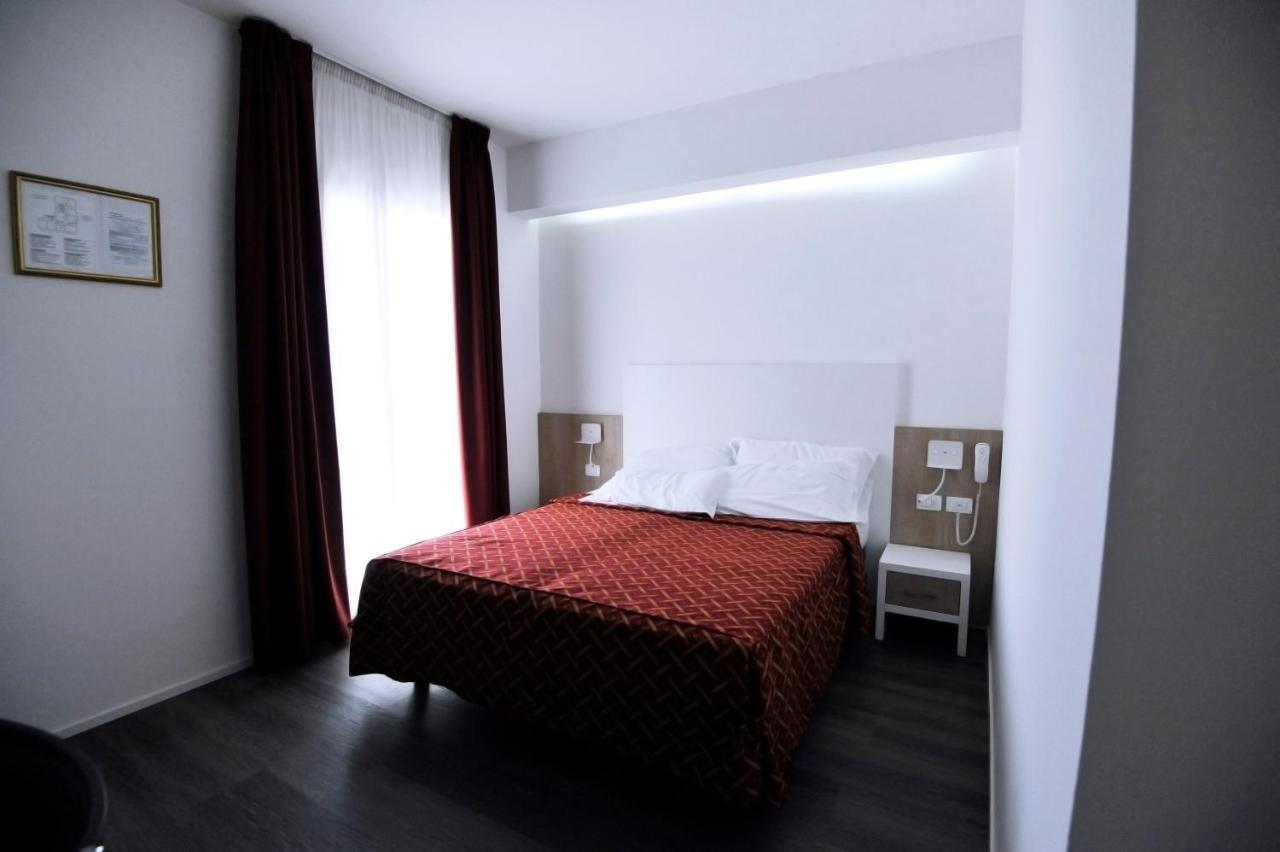 Hotel Marzia Holiday Queen Caorle Exterior photo